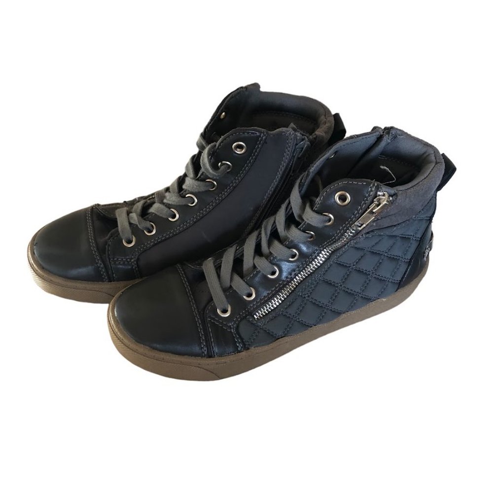 JUICY COUTURE Grey Quilted Hi Tops Lace Up With Zips at Both Sides Size 6.5